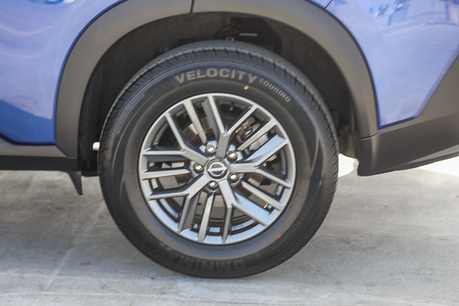Used 2023 Nissan Rogue S FWD image 13