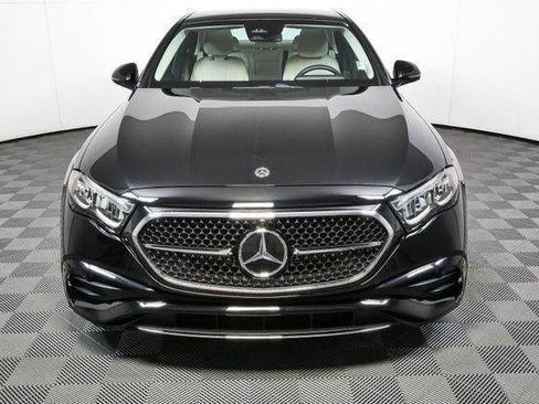 Used 2025 Mercedes-Benz E 350 Sedan image 36