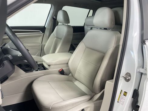 Used 2022 Volkswagen Atlas SE image 11