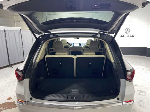 Used 2025 Acura MDX SH-AWD image 19