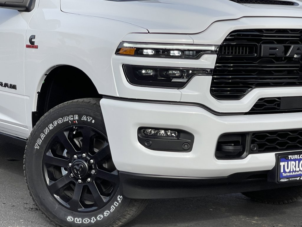 New 2026 RAM 2500 Laramie AWD/4WD image 5