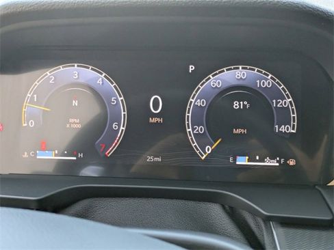 New 2025 Jeep Grand Cherokee Laredo w/ Luxury Tech Group I image 14