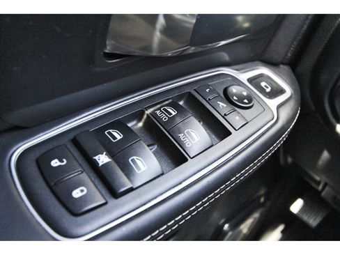 Used 2021 RAM 2500 Limited AWD/4WD image 20