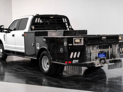 Used 2021 Ford F350 XL w/ Power Equipment Group image 9