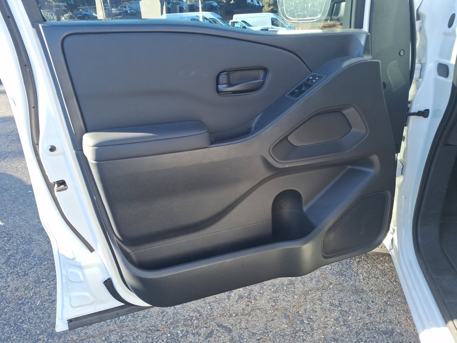 Used 2024 Nissan Frontier S w/ Technology Package AWD/4WD image 13