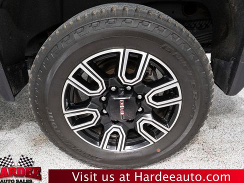Used 2023 GMC Sierra 2500 AT4 image 10