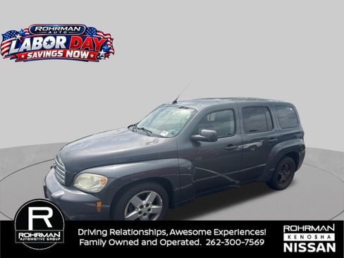 Used 2011 Chevrolet HHR LT FWD image 1