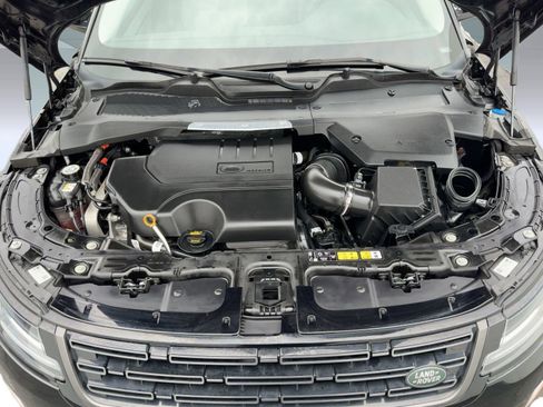 Used 2024 Land Rover Range Rover Evoque Dynamic SE image 52