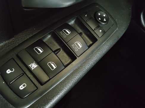 Used 2019 RAM 2500 Tradesman image 27