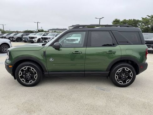 Used 2025 Ford Bronco Sport Outer Banks w/ Outer Banks Tech Package+ AWD/4WD image 11