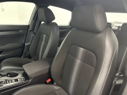 Used 2023 Honda Civic Sport image 15