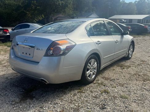 Used 2010 Nissan Altima 2.5 SL w/ SL Pkg FWD image 5