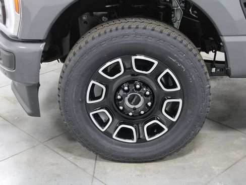 New 2026 Ford F250 Platinum image 20