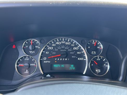 Used 2018 Chevrolet Express 3500 LT w/ LT Preferred Equipment Group image 16