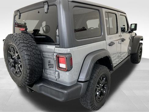 Used 2022 Jeep Wrangler Unlimited Sport image 28