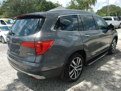 Used 2016 Honda Pilot Touring image 6