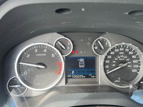 Used 2016 Toyota Tundra TRD Pro AWD/4WD image 10