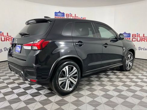Used 2023 Mitsubishi Outlander Sport ES image 3