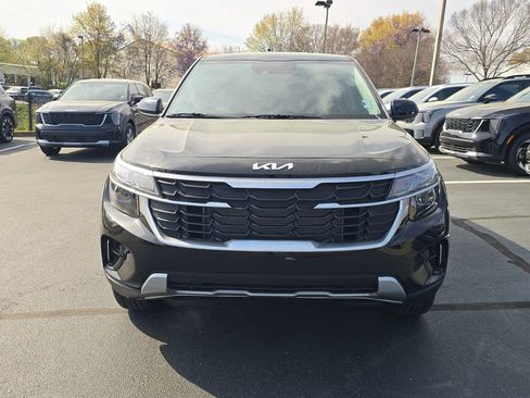 New 2026 Kia Seltos LX image 8