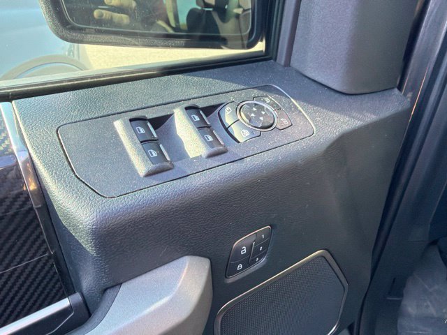 Used 2018 Ford F150 Raptor w/ Equipment Group 802A Luxury AWD/4WD image 5
