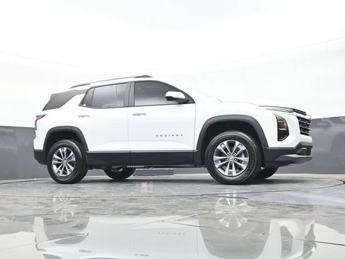 New 2026 Chevrolet Equinox LT w/ Convenience Package II FWD image 49