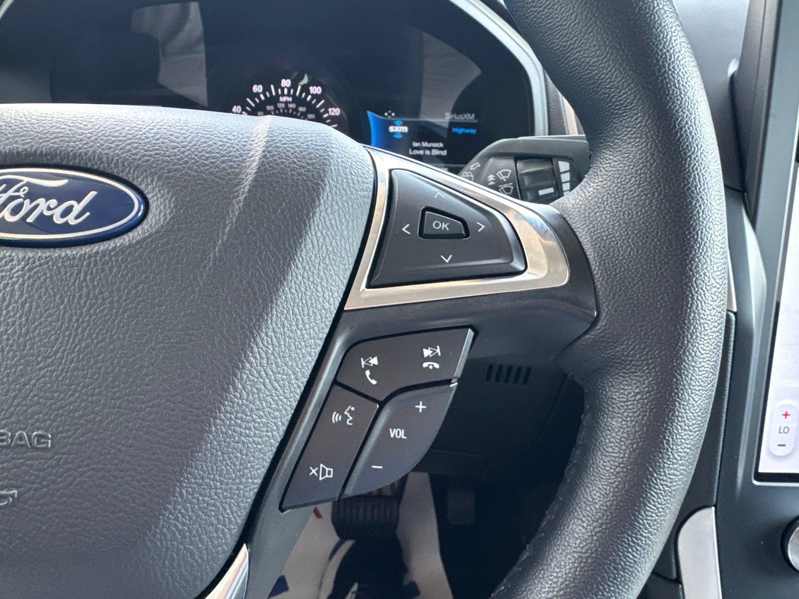 Certified 2024 Ford Edge SEL w/ Convenience Package AWD/4WD image 29