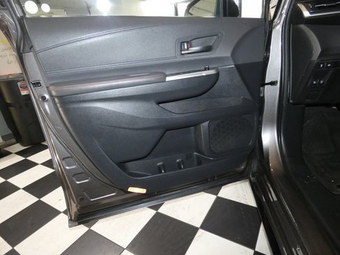 Used 2021 Toyota Sienna XSE image 21
