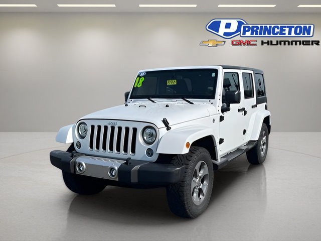 Used 2018 Jeep Wrangler Unlimited Sahara w/ Max Tow Package AWD/4WD image 3