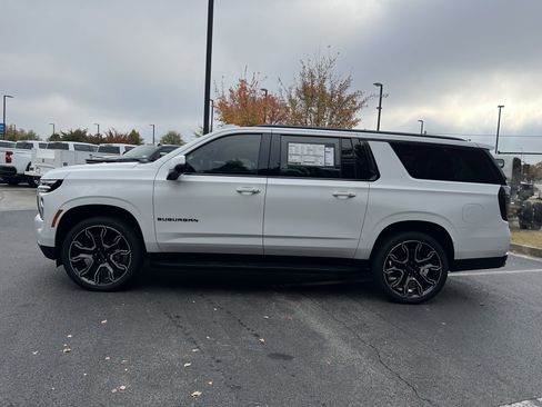 New 2026 Chevrolet Suburban RST w/ RST Capability Package image 7
