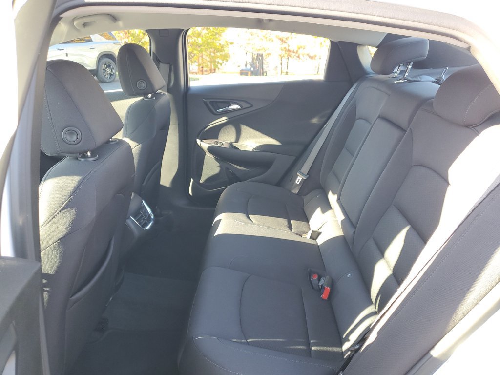 Used 2022 Chevrolet Malibu LT FWD image 27