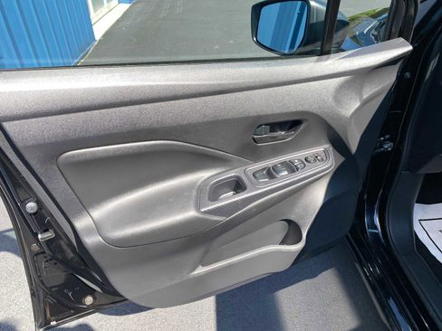 Used 2024 Nissan Versa S w/ Trunk Package image 26