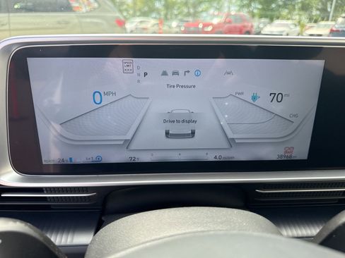 Used 2024 Hyundai Ioniq 6 SE image 31