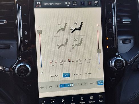 Certified 2022 RAM 2500 Limited image 19