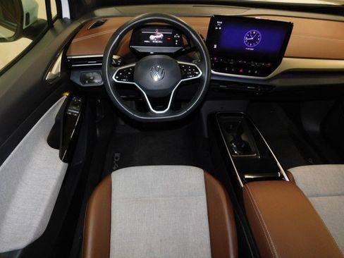 Used 2023 Volkswagen ID.4 Pro image 11