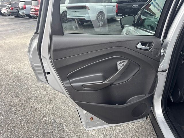 Used 2018 Ford Escape Titanium w/ Ford Safe & Smart Package AWD/4WD image 30