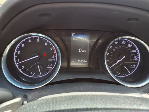 Used 2020 Toyota Camry SE FWD image 17