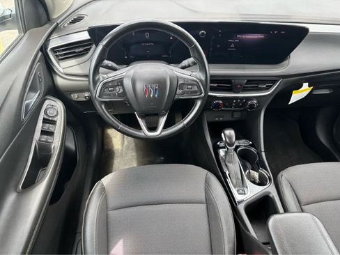 Used 2024 Buick Encore GX Preferred FWD image 18