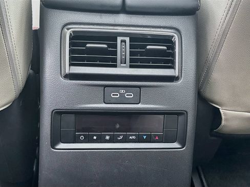Certified 2024 MAZDA CX-90 Plug-In Hybrid w/ Premium Pkg AWD/4WD image 28