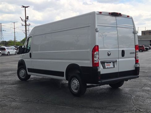 Used 2026 RAM ProMaster 2500 w/ Convenience Group FWD image 18