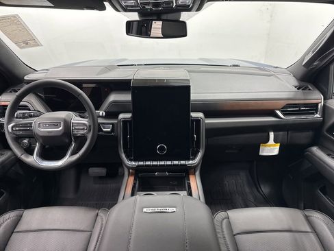 New 2026 GMC Yukon XL Denali w/ Sun & Power Step Package image 7