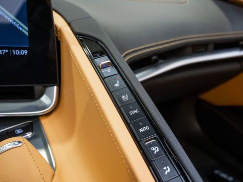 Used 2022 Chevrolet Corvette Stingray Preferred Cpe w/ 2LT image 39