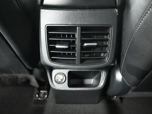 Used 2023 Kia Seltos SX AWD/4WD image 25