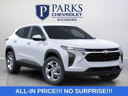 New 2026 Chevrolet Trax LS w/ LS Convenience Package FWD image 1