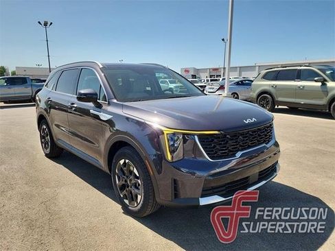 New 2025 Kia Sorento S w/ Panoramic Sunroof Package image 1