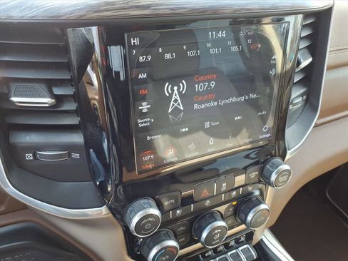 Used 2020 RAM 2500 Laramie image 21