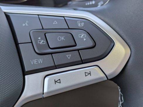 New 2026 Volkswagen Atlas SE FWD image 28