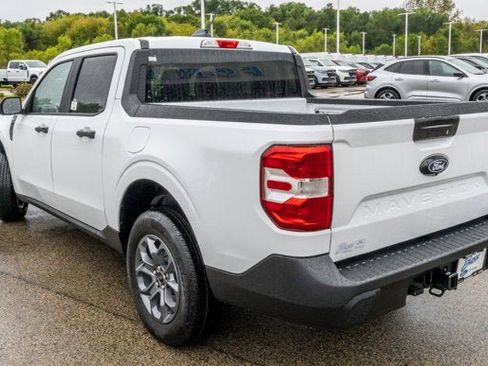 New 2025 Ford Maverick XLT image 4