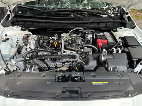 Used 2026 Nissan Altima 2.5 SV FWD image 32