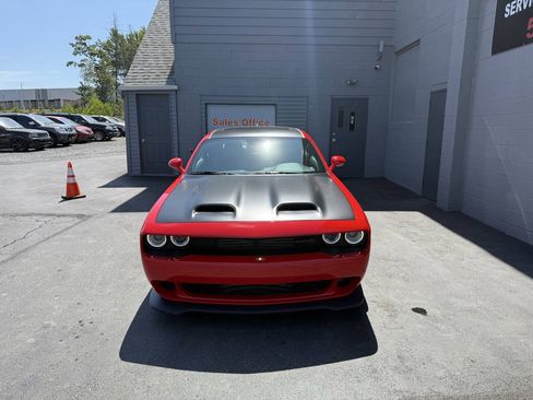 Used 2022 Dodge Challenger SRT Hellcat Redeye RWD image 2