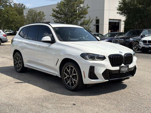 Used 2024 BMW X3 xDrive30i w/ Premium Package AWD/4WD image 3